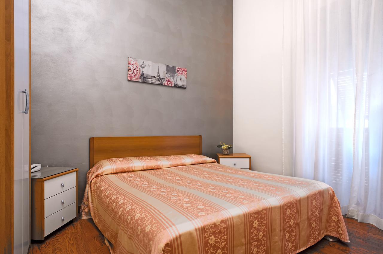 Via Marsaglia Rooms Sanremo Exteriör bild