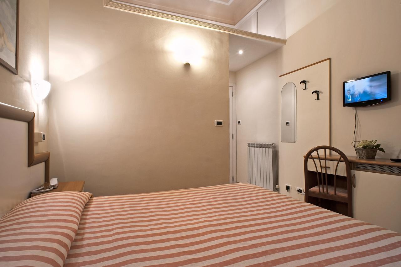 Via Marsaglia Rooms Sanremo Exteriör bild